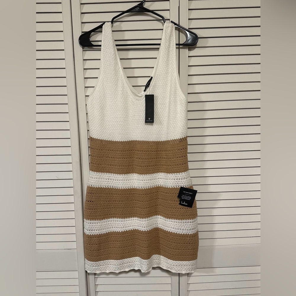BNWT! Lulu’s Crochet Double V Sweater Dress